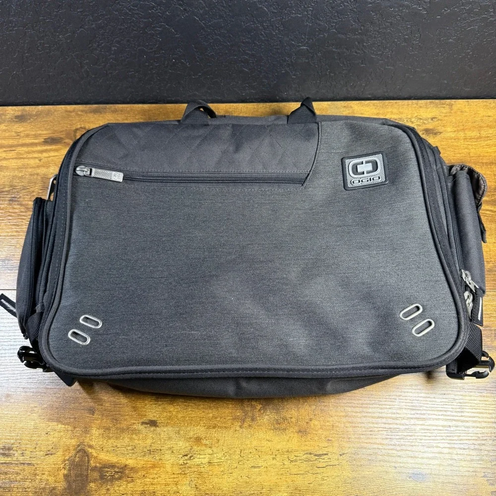 OGIO City Corp Street 203607 Black Nylon‎ Laptop Messenger Bag Mens OS